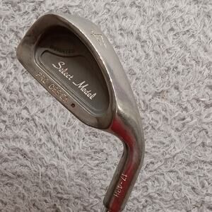 Select Model 4 Iron True Tempered Dynamic Lamkin Grip